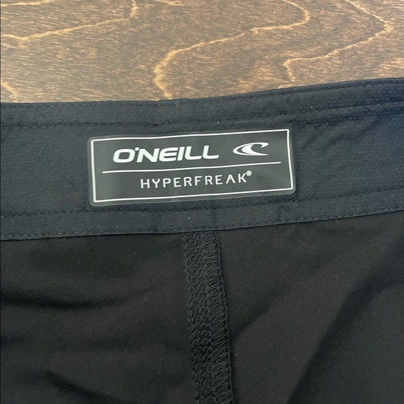 NWT Women O’Neill Boardshort - Picture 6 of 6